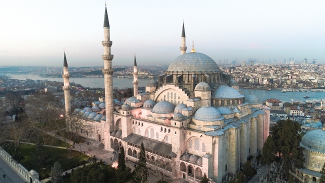 Mimar Sinan eserleriyle yüzyıllardır yaşıyor